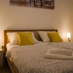  Apartman Peaceful & Sunny